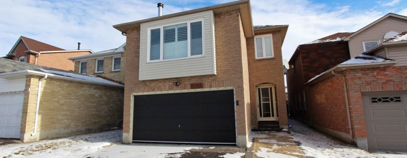 New Detached Home for Sale in Pickering